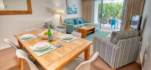 Coolum At The Beach Ground Floor three Bed dining lounge outdoor