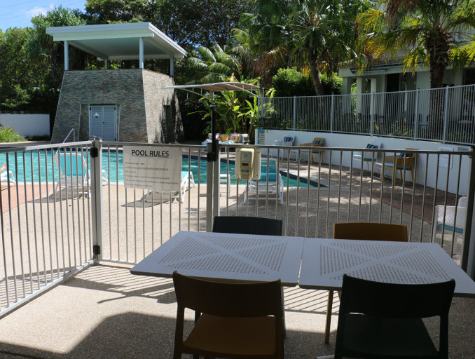 Guest BBQ area by the pool