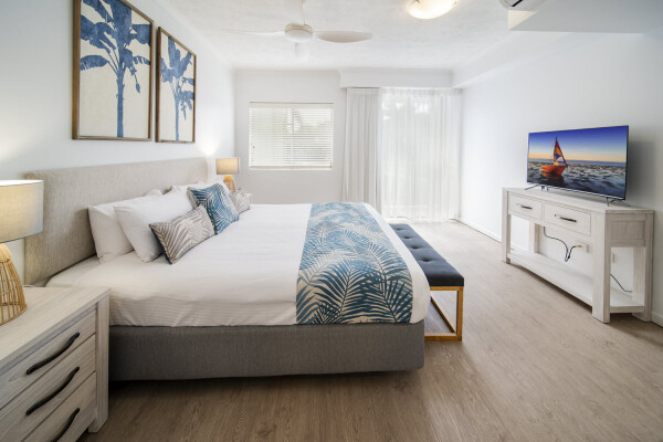 coolum at the beach resort 3br executive apartment 5