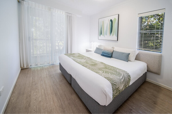 coolum at the beach resort 3br executive apartment 9