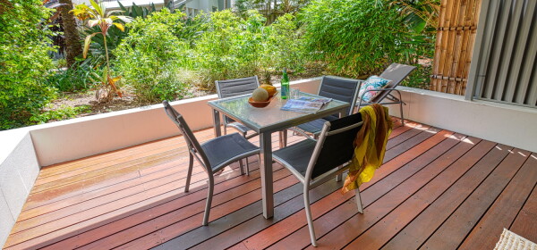 Coolum Accessibilty balcony outdoor dining