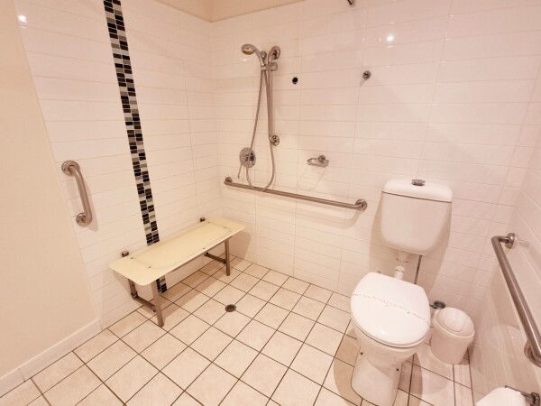 Coolum Accessibilty disability bathroom2