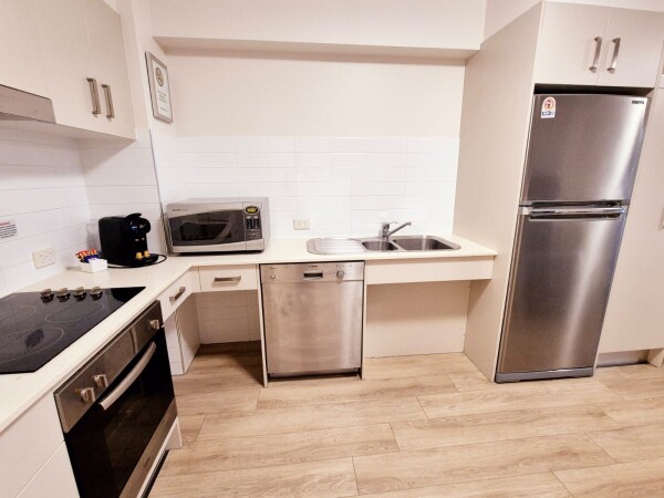 Coolum Accessibilty kitchen2 v2