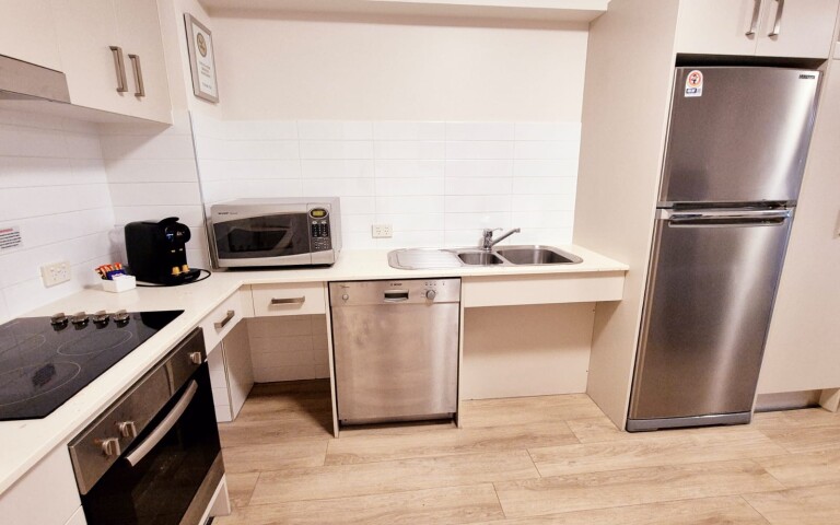 Coolum Accessibilty kitchen2 v2