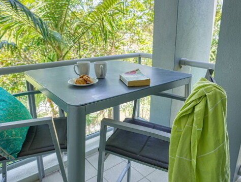 Coolum Penthouse 3 bedroom balcony tea