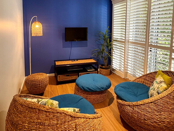 coolum at the beach 4 bedroom spa villa living tv area
