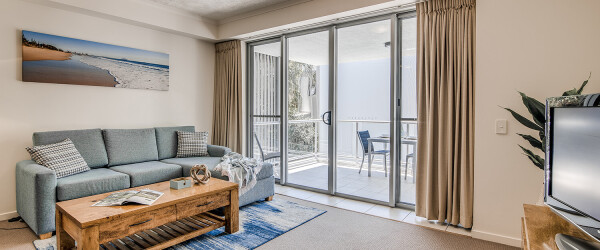 coolum at the beach one bedroom living